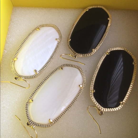 Kendra Scott Jewelry - Bundle Danielle Black &White Earrings includes Box